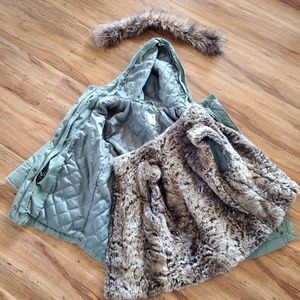 Gap Kids XS Quilted Jacket w/ Faux Fur Vest